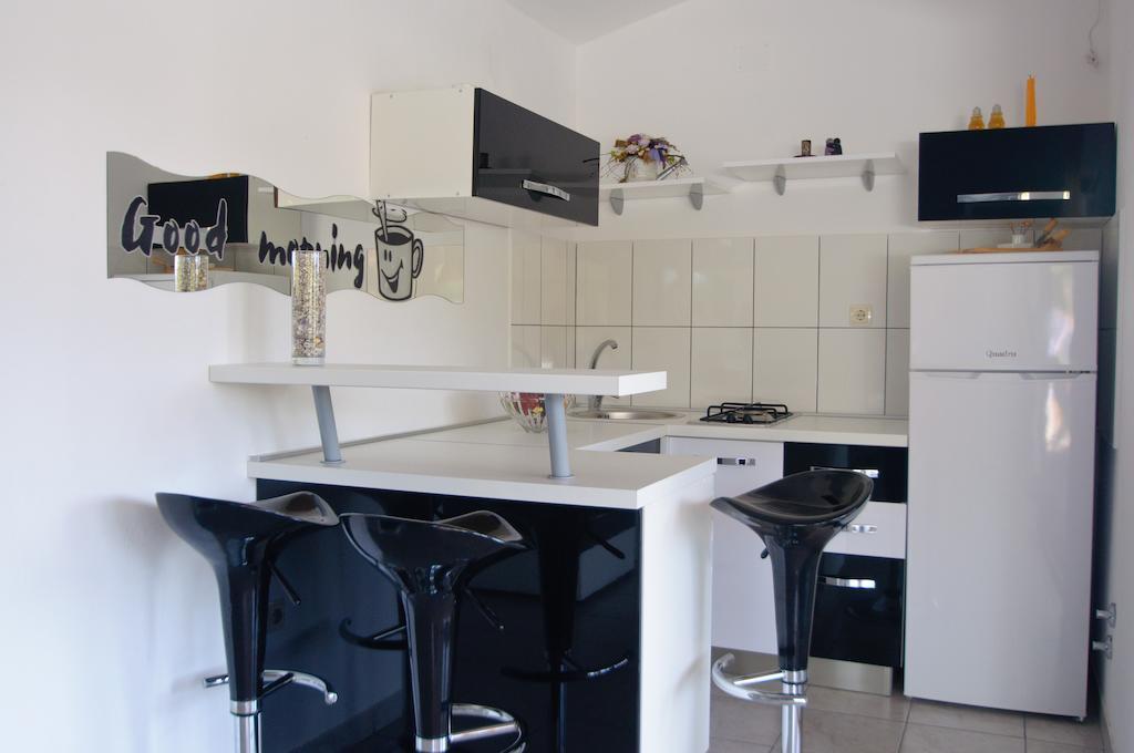Holiday Home Villa Venta Trogir Phòng bức ảnh